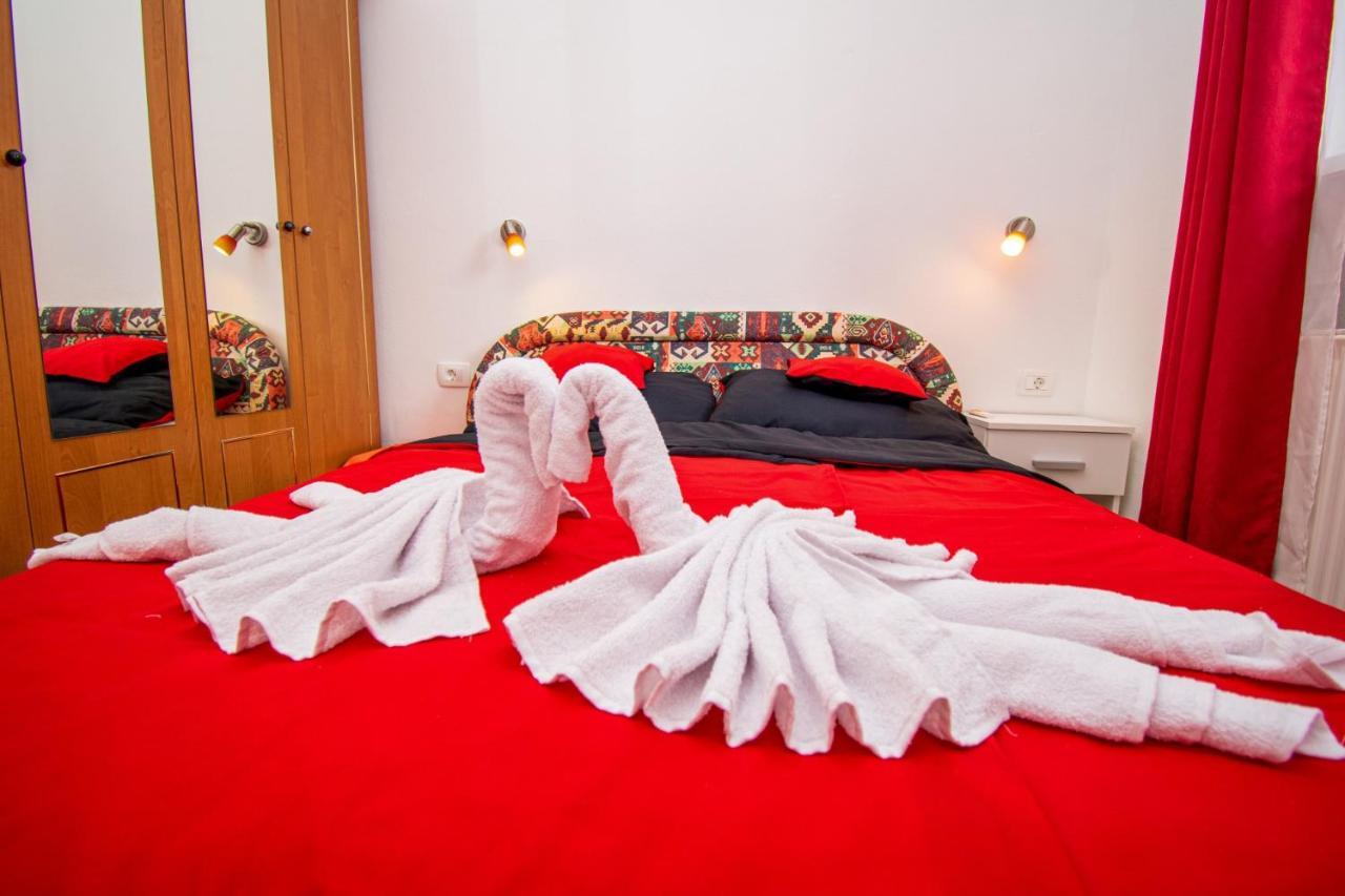 Apartments Prodan Πόρετς Εξωτερικό φωτογραφία